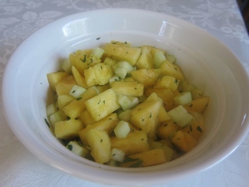 Sweet & Tangy Pineapple-Cucumber Salad