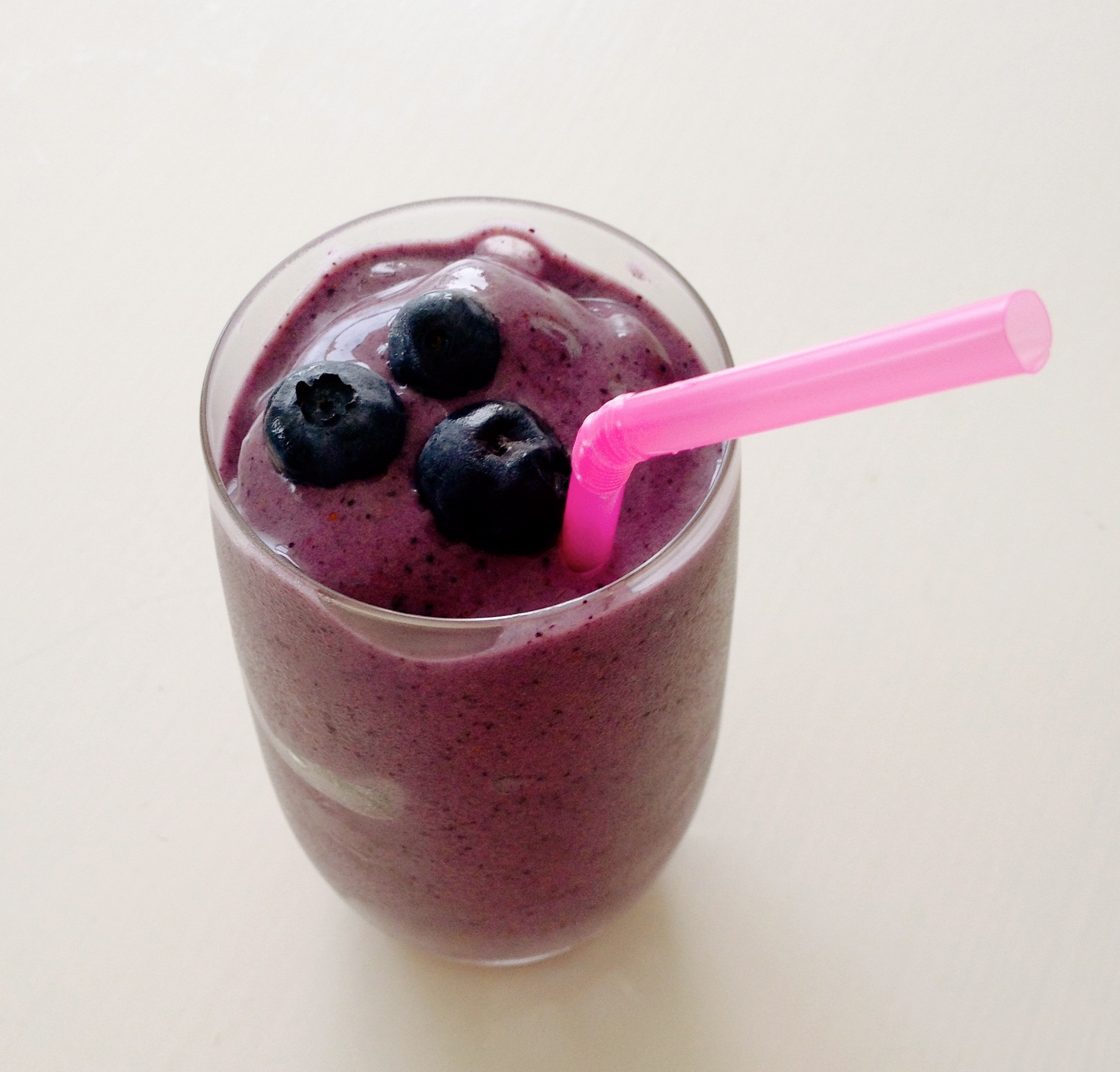 Meatless Monday – Coconut Blueberry Smoothie